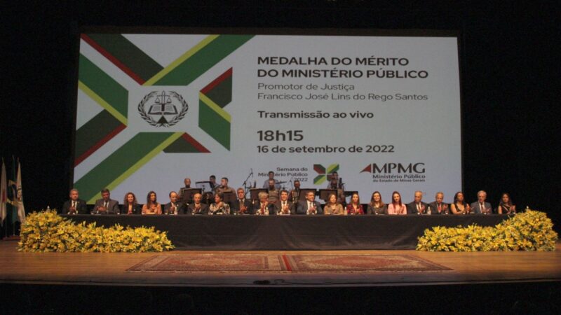 AGE-MG prestigia outorga da Medalha do Mérito do MPMG Promotor de Justiça Francisco José Lins do Rego 2