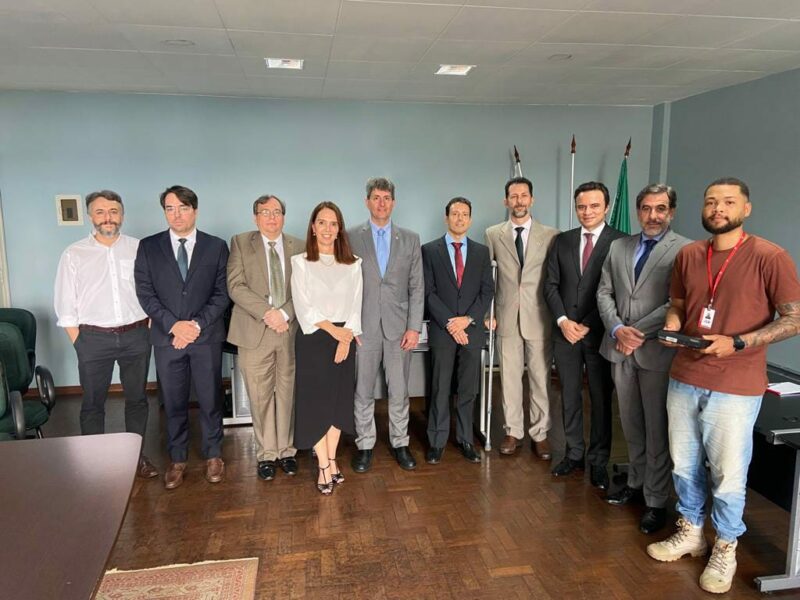 Advogado-geral do Estado participa de encontro de trabalho na Assessoria de Representação da AGE-MG no Distrito Federal 5