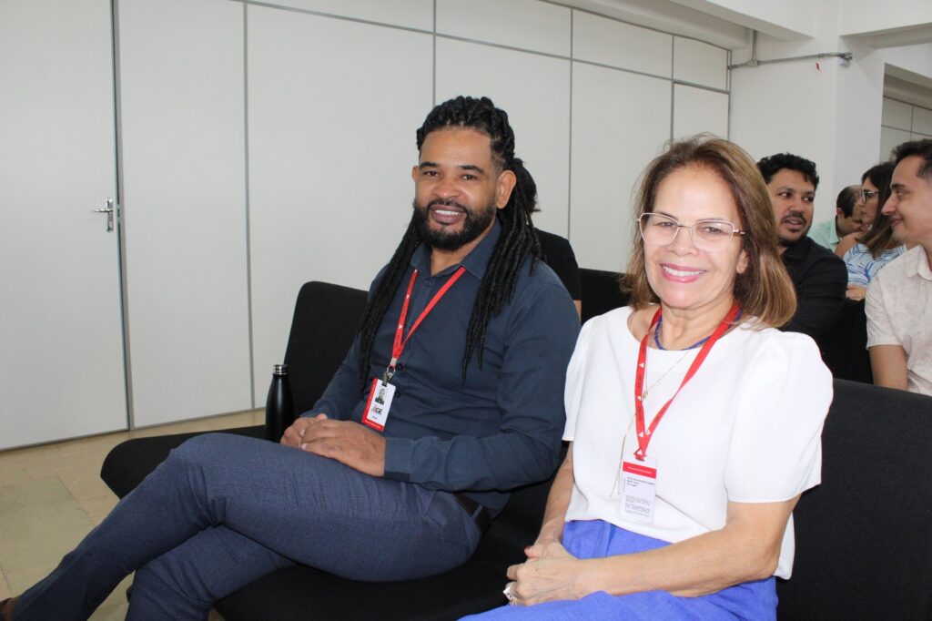 Diretor-geral da AGE-MG coordena reunião com gestores do órgão na capital, interior e Brasília 7