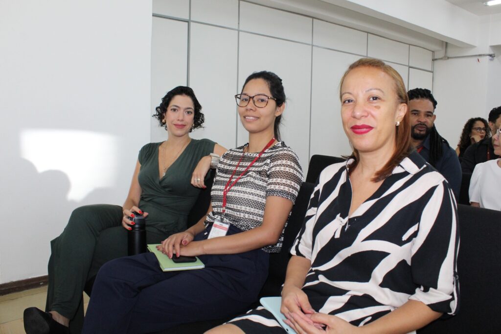 Diretor-geral da AGE-MG coordena reunião com gestores do órgão na capital, interior e Brasília 8